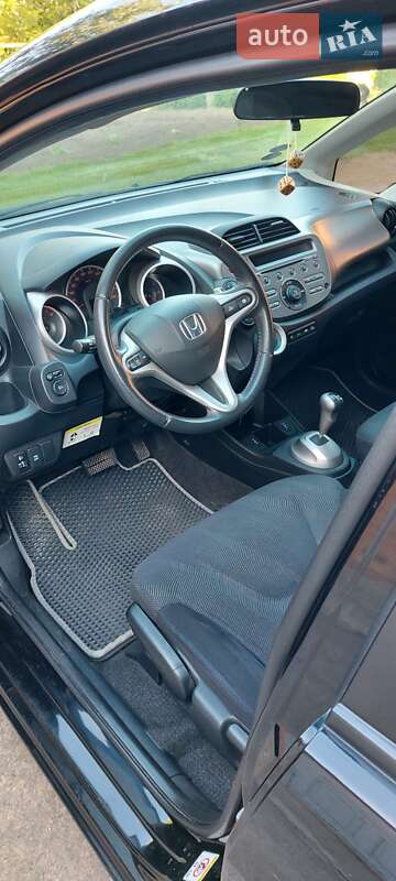 Хетчбек Honda Jazz 2009 в Ромнах