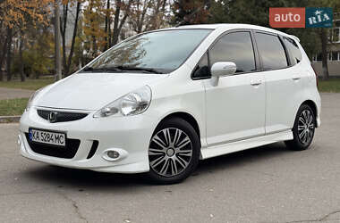 Хэтчбек Honda Jazz 2008 в Киеве