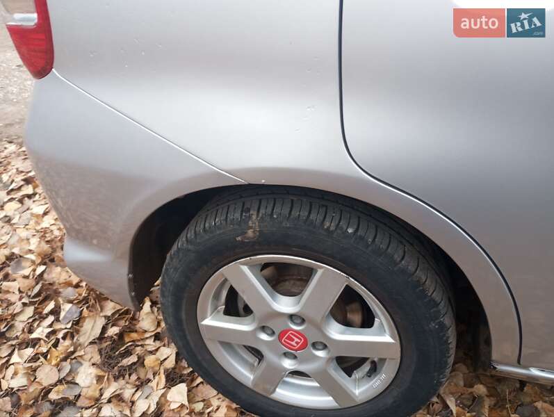 Хетчбек Honda Jazz 2006 в Полтаві