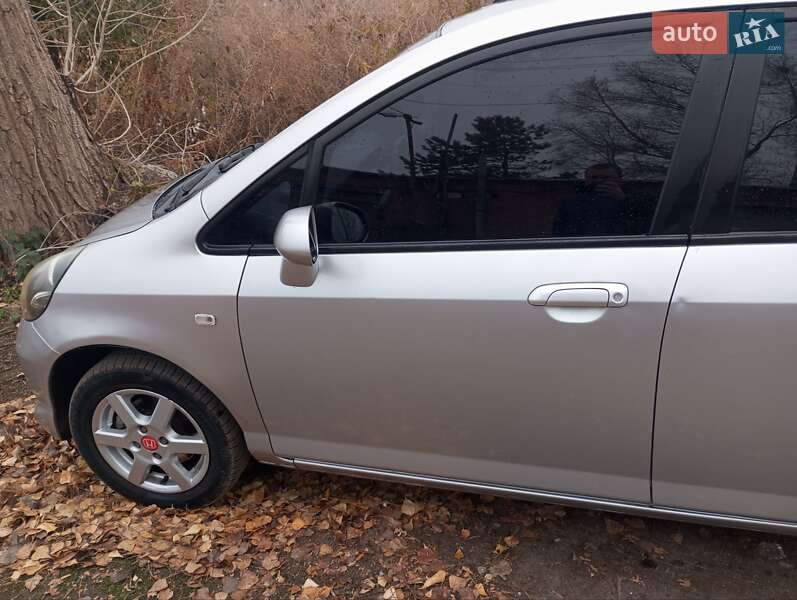 Хетчбек Honda Jazz 2006 в Полтаві