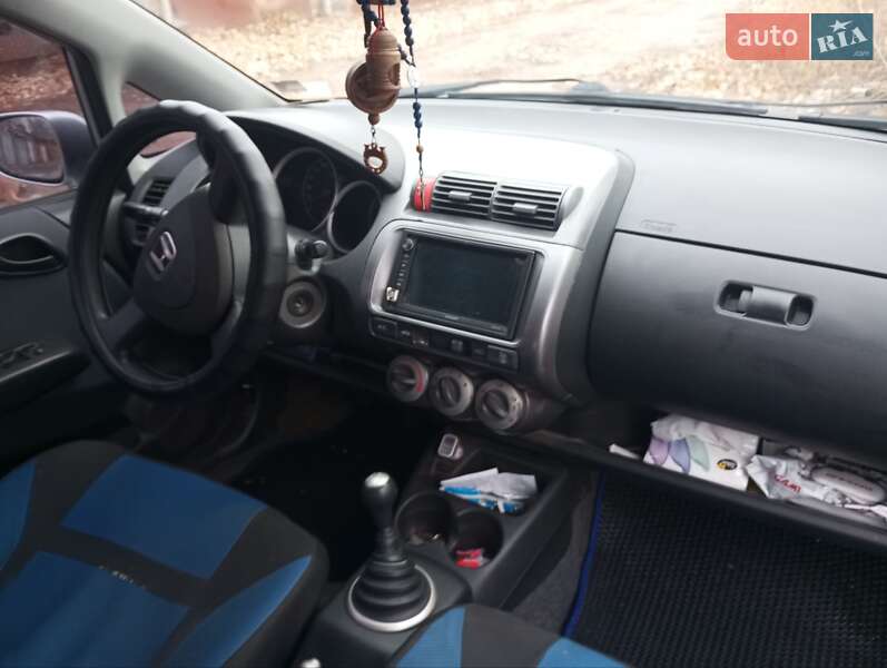 Хетчбек Honda Jazz 2006 в Полтаві