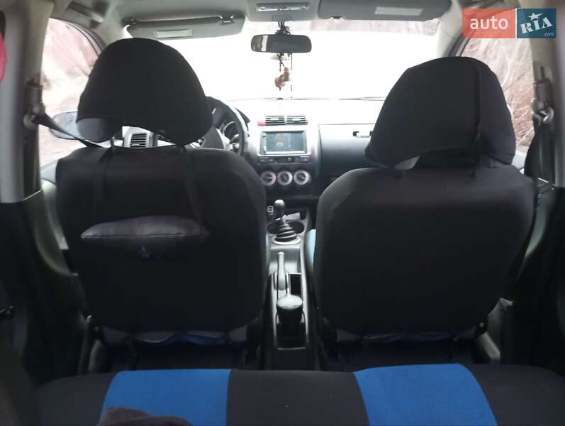 Хетчбек Honda Jazz 2006 в Полтаві