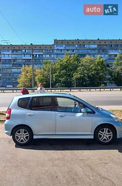 Хэтчбек Honda Jazz 2006 в 