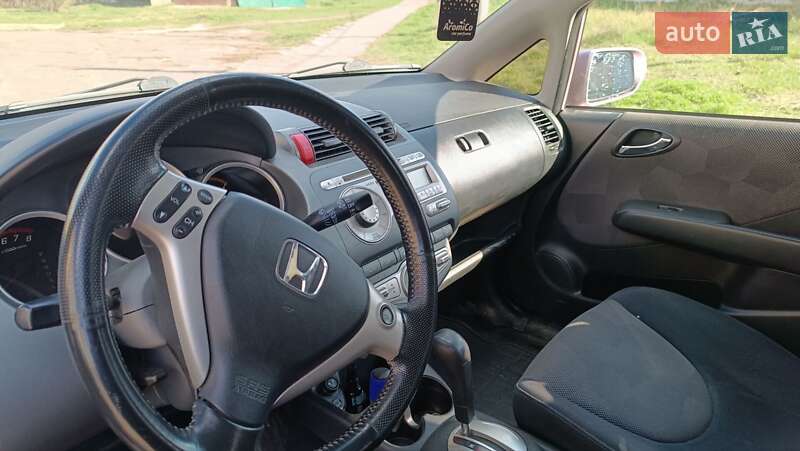 Хэтчбек Honda Jazz 2008 в Александрие