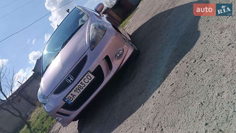 Хэтчбек Honda Jazz 2008 в Александрие