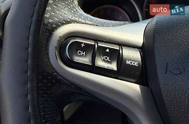 Хетчбек Honda Jazz 2010 в 