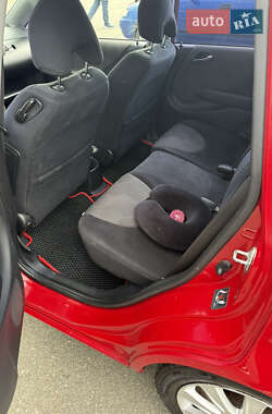 Хетчбек Honda Jazz 2006 в 