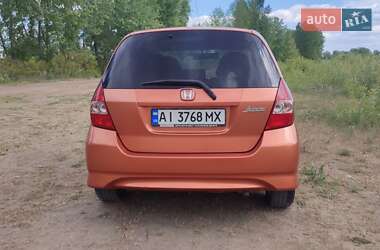 Хэтчбек Honda Jazz 2006 в 