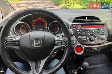 Хэтчбек Honda Jazz 2012 в 