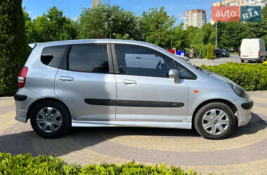 Хэтчбек Honda Jazz 2002 в 