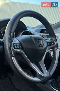 Хэтчбек Honda Jazz 2010 в 