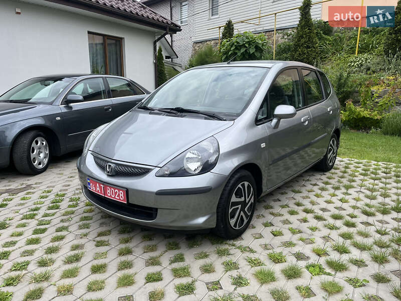 Хэтчбек Honda Jazz 2008 в 