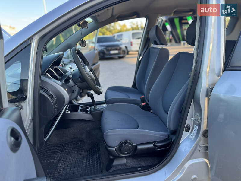 Хэтчбек Honda Jazz 2003 в Одессе