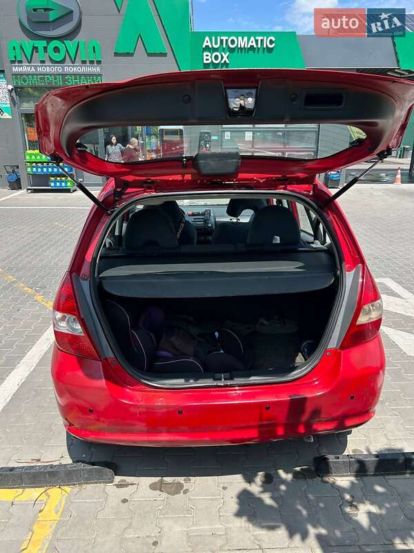 Хетчбек Honda Jazz 2003 в Чернівцях
