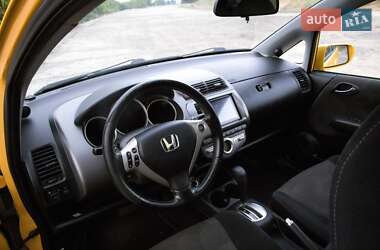 Хэтчбек Honda Jazz 2008 в 