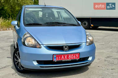 Хэтчбек Honda Jazz 2005 в 