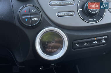Хэтчбек Honda Jazz 2011 в 