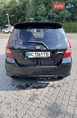 Хэтчбек Honda Jazz 2007 в 