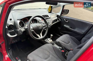 Хетчбек Honda Jazz 2010 в 