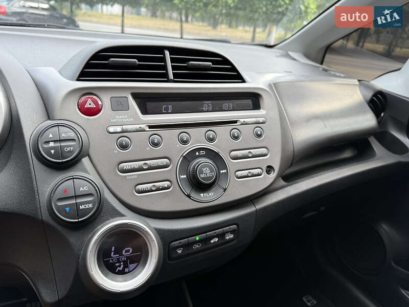 Хетчбек Honda Jazz 2010 в Дніпрі