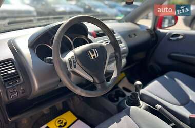 Хэтчбек Honda Jazz 2005 в 