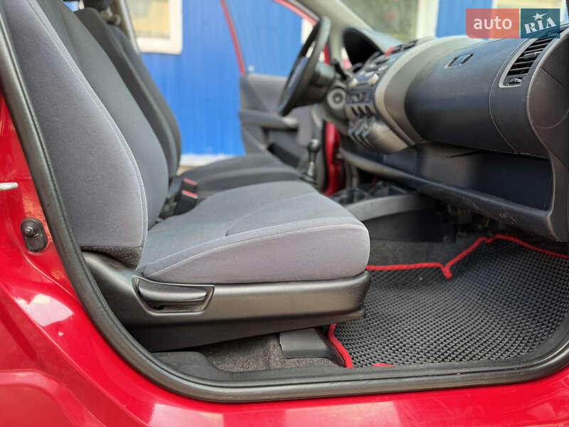 Хэтчбек Honda Jazz 2004 в Бердичеве