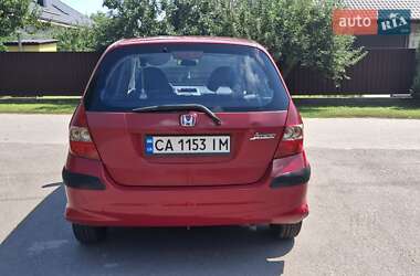 Хэтчбек Honda Jazz 2005 в 