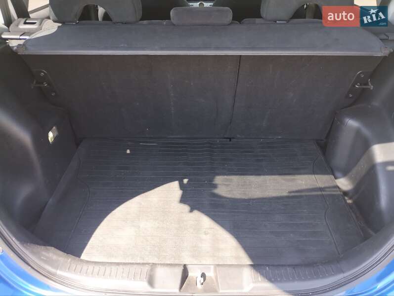Хэтчбек Honda Jazz 2006 в Днепре