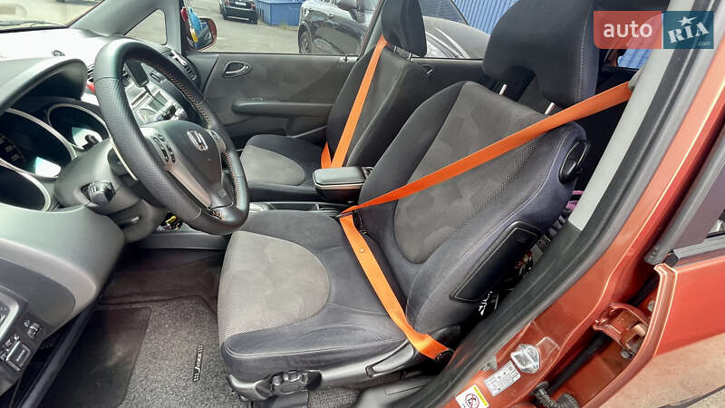 Хэтчбек Honda Jazz 2006 в Киеве фото 10 Хэтчбек Honda Jazz 2006 в Киеве