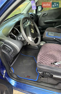Хэтчбек Honda Jazz 2005 в 
