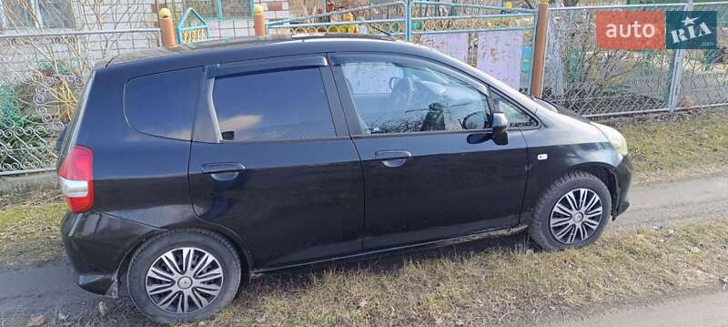 Хетчбек Honda Jazz 2006 в Ладижині