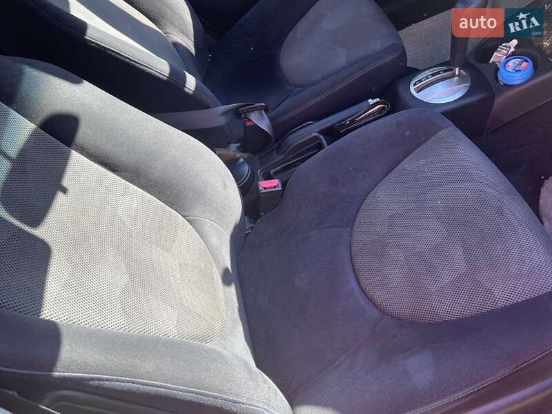 Хэтчбек Honda Jazz 2006 в Пирятине