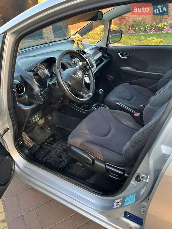 Хэтчбек Honda Jazz 2013 в Сарнах