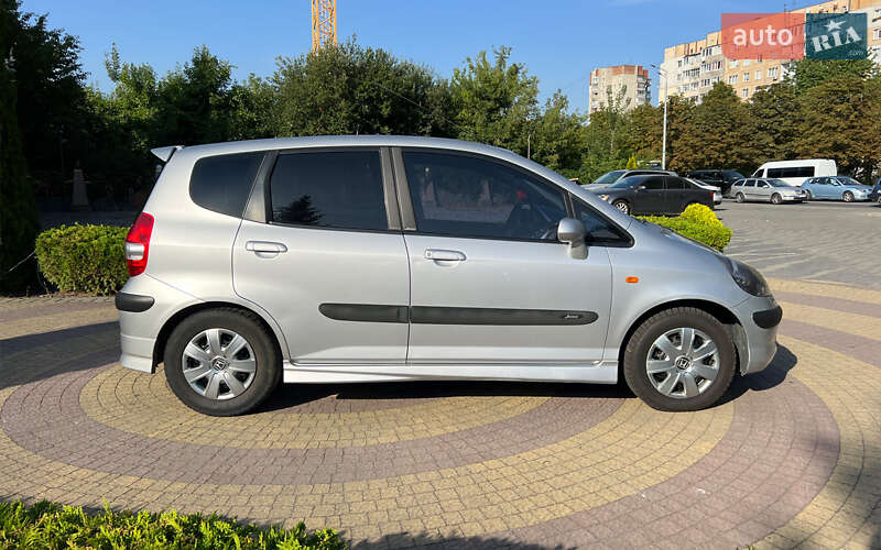 Хэтчбек Honda Jazz 2002 в Львове
