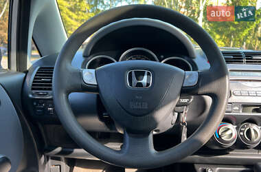 Хэтчбек Honda Jazz 2002 в 