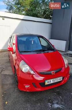 Хетчбек Honda Jazz 2006 в 