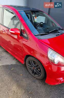 Хетчбек Honda Jazz 2006 в 