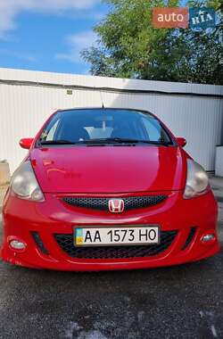 Хетчбек Honda Jazz 2006 в 