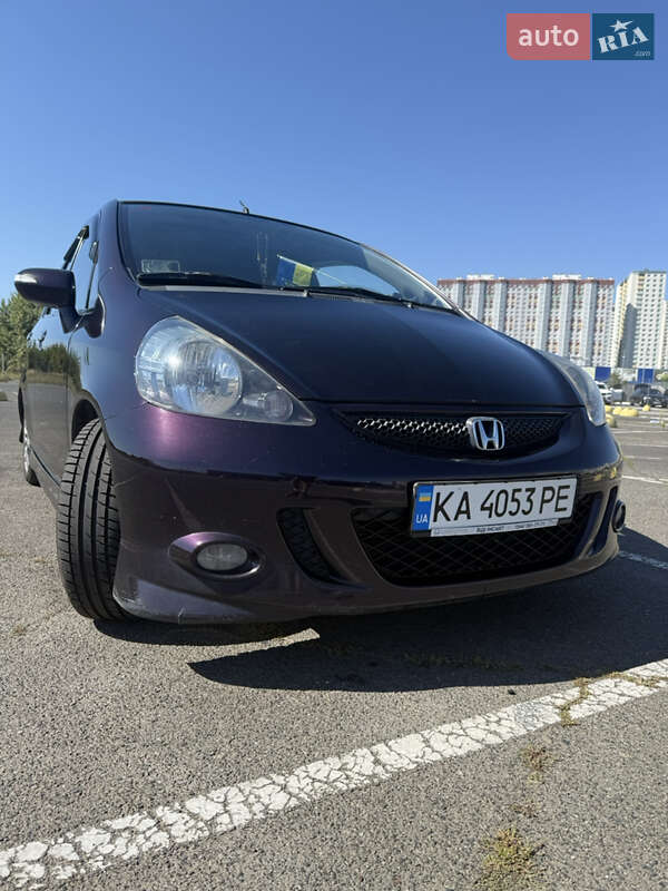 Хэтчбек Honda Jazz 2007 в Киеве