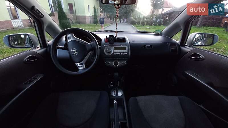 Хэтчбек Honda Jazz 2005 в Жидачове