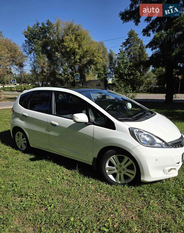 Хэтчбек Honda Jazz 2011 в 