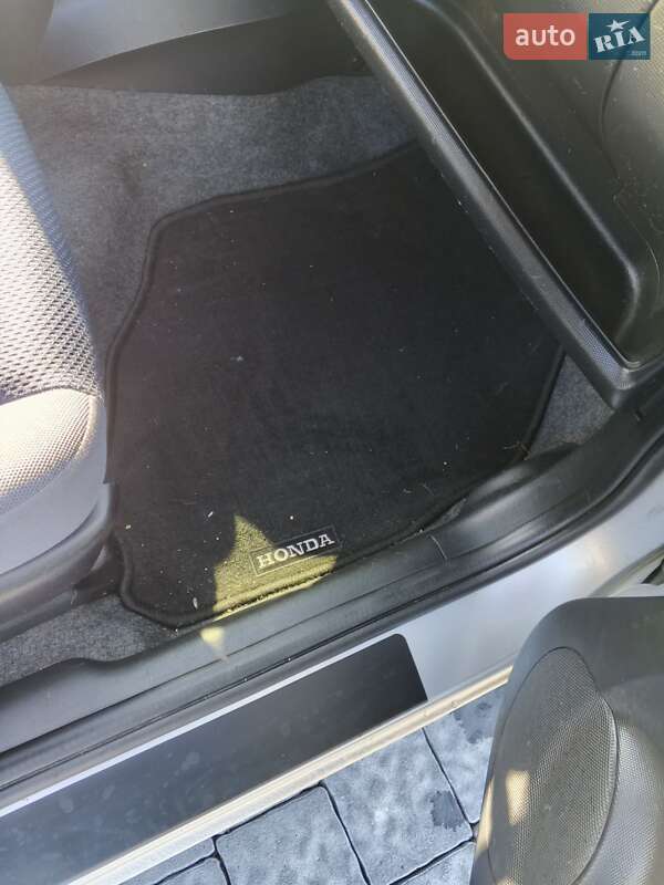 Хэтчбек Honda Jazz 2003 в Самборе фото 24 Хэтчбек Honda Jazz 2003 в Самборе