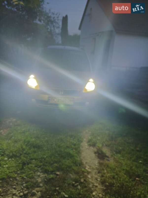 Хэтчбек Honda Jazz 2003 в Самборе фото 49 Хэтчбек Honda Jazz 2003 в Самборе