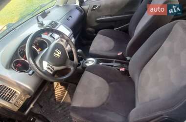 Хэтчбек Honda Jazz 2006 в 