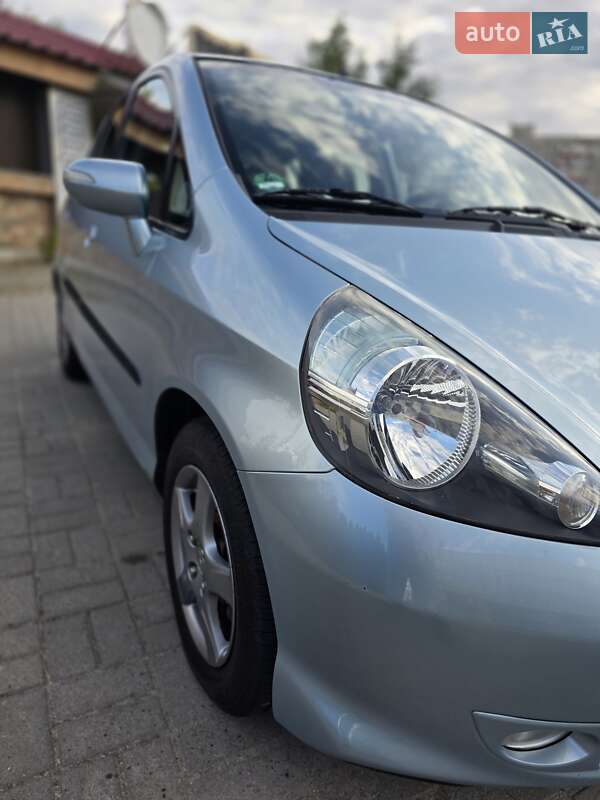Хэтчбек Honda Jazz 2007 в Запорожье