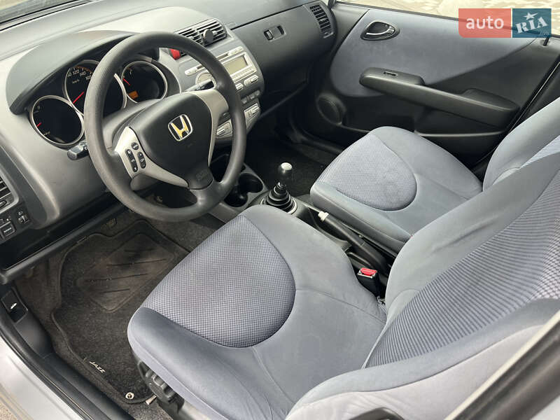 Хэтчбек Honda Jazz 2007 в Киеве
