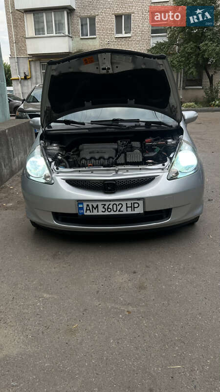 Хэтчбек Honda Jazz 2005 в Бердичеве