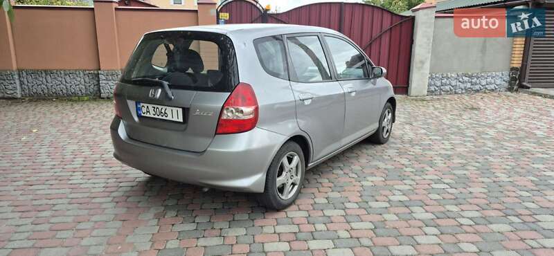 Хэтчбек Honda Jazz 2008 в Черкассах