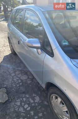 Хетчбек Honda Jazz 2006 в  фото 7 Хетчбек Honda Jazz 2006 в