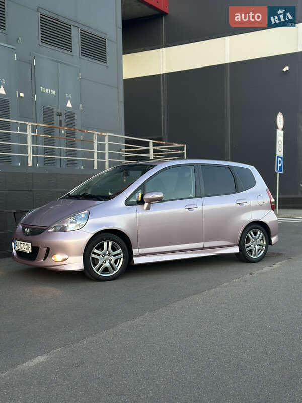 Хэтчбек Honda Jazz 2008 в Киеве